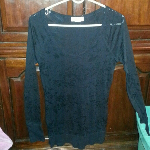 Distressed top