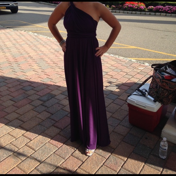 One size fits all gown
