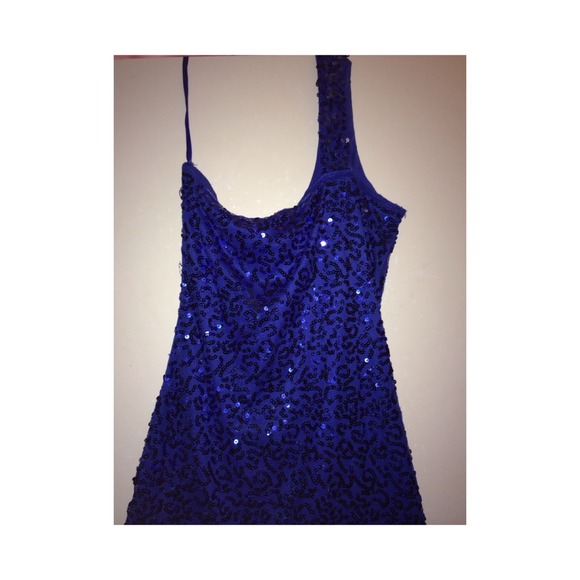 Cute sequins dress