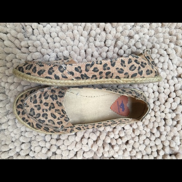rocket dog leopard flats