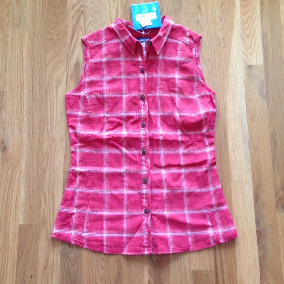 Patagonia Tops - Patagonia Red Sleeveless Button-down