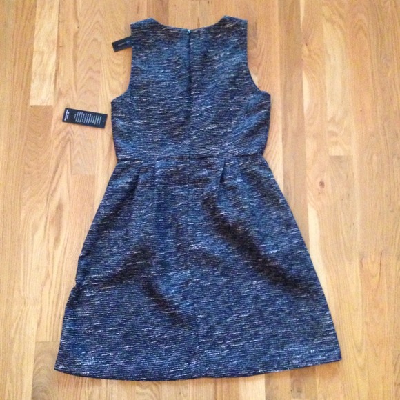 - Sold in Bundle - The Limited Dress - Picture 2 of 4