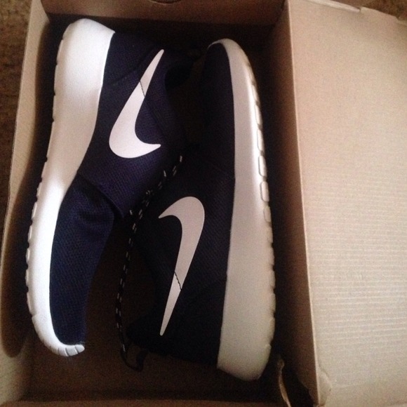 Roshe runs