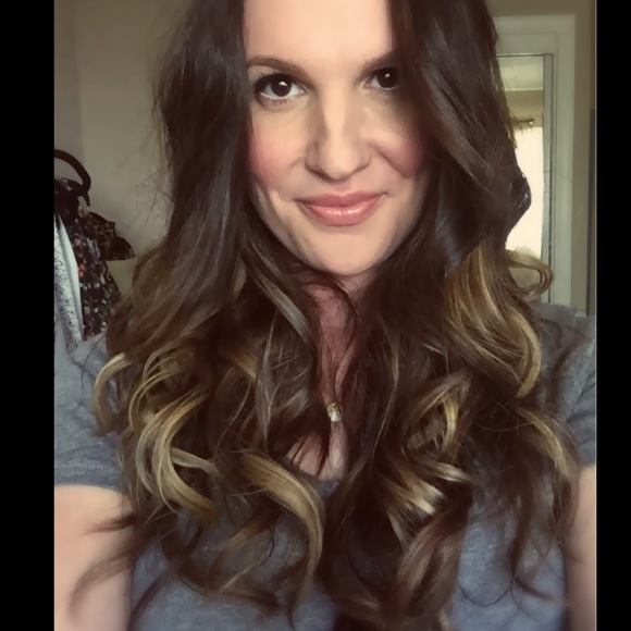 Shawna Behrens Closet - Picture 2 of 4