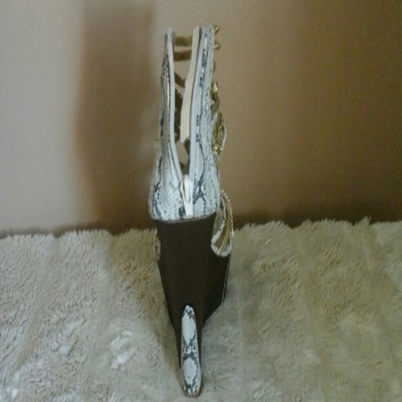 Wedges - Picture 4 of 4