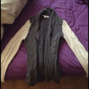 Cute Forever 21 contrast button down cardigan.