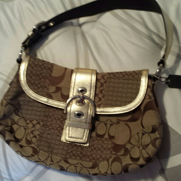 @chantdes67 SOLD Genuine Coach shoulder bag