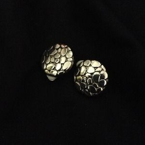 Clip on earrings