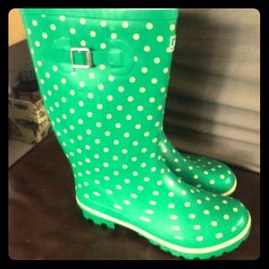 Green & White Polka Dot Rain Boots