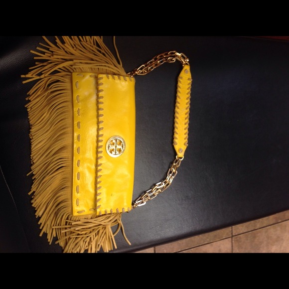Tory Burch Handbags - Tory yelow leather handbag