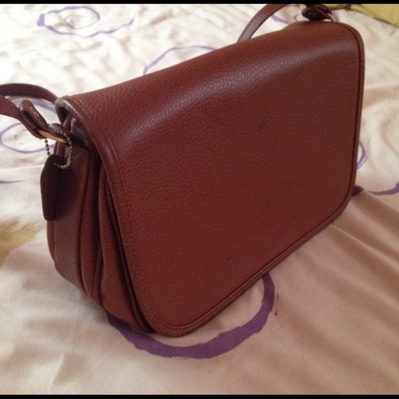 Cross over body purse