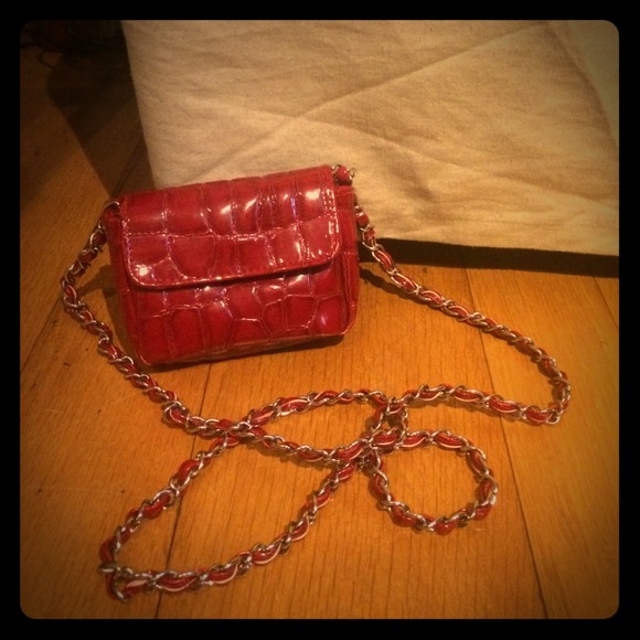Murval mini red Crossbody with chain strap