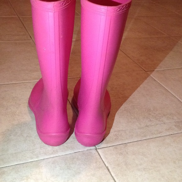 Women's Pink Rubber Snow/Rain Boots Size 6 - Picture 3 of 4