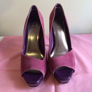 Bakers brand. Purple open toe heels