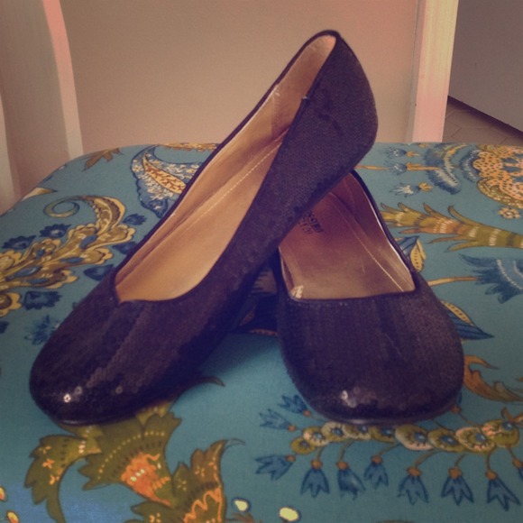 Black sequin sparkly flats ...never worn!!!!