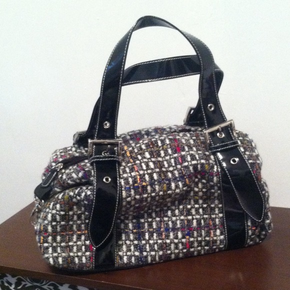 Wool purse winter fashion black straps