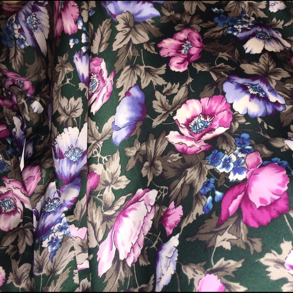 Button Up Low Open Back Boutique Blouse - Picture 3 of 3