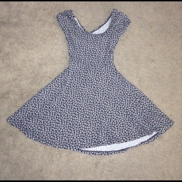 RARE Brandy Melville floral bethan dress