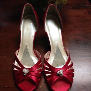 Beautiful red heels 3 inch