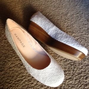 White eyelet Rampage platform shoe