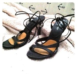 Nine West black leather strap heels