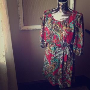 Sweet Storm Medium Peep Sleeve Dress w Tie Belt