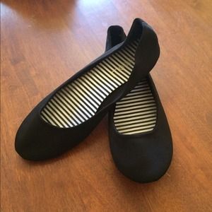 Black soft flats - size 8