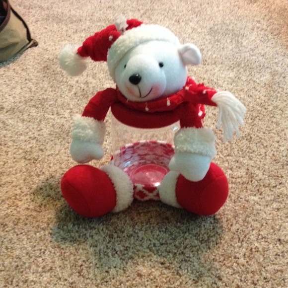 Um a cute animal and you can put stuff in him cool