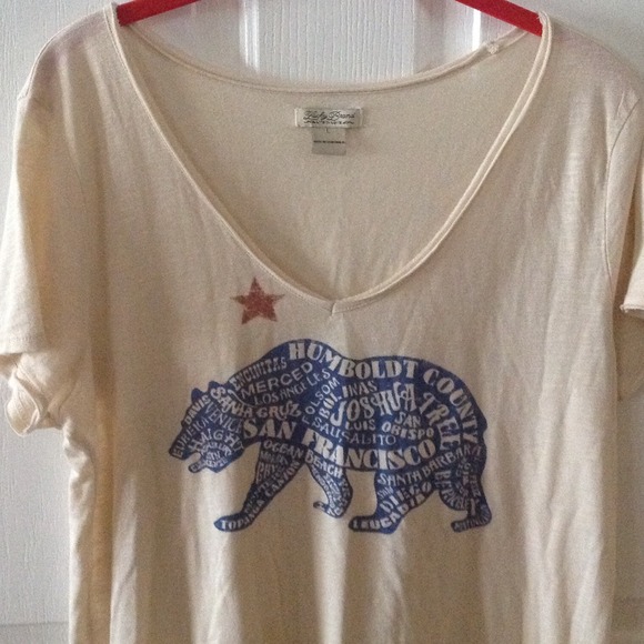 Lucky T- shirt. Live in Love line. Size L.