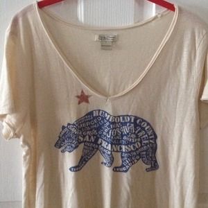 Lucky T- shirt. Live in Love line. Size L.