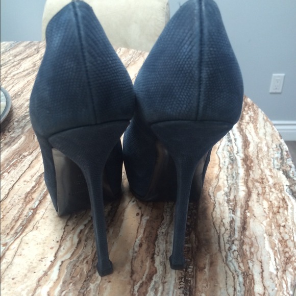 YSL tribute pumps - Picture 3 of 4