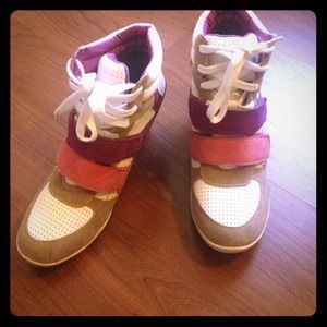 Rampage wedge sneakers