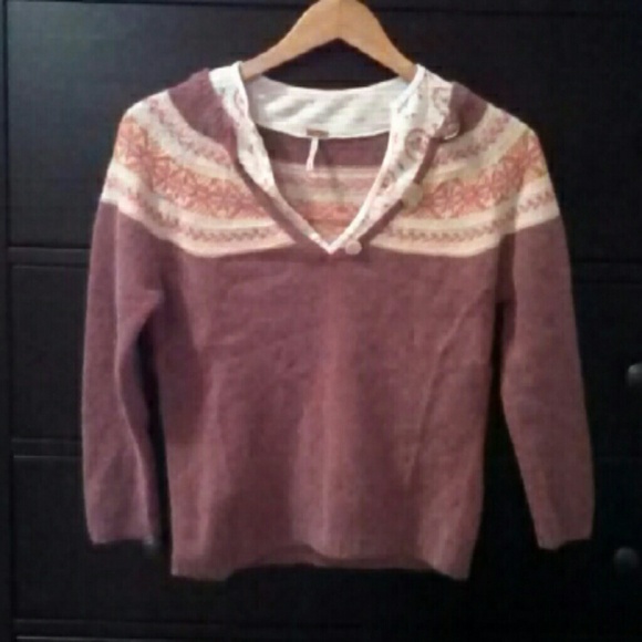 Make an offer,movingmust sell! Free People sweater