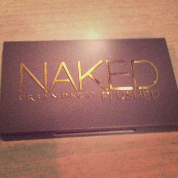 NAKED urban decay flushed palette