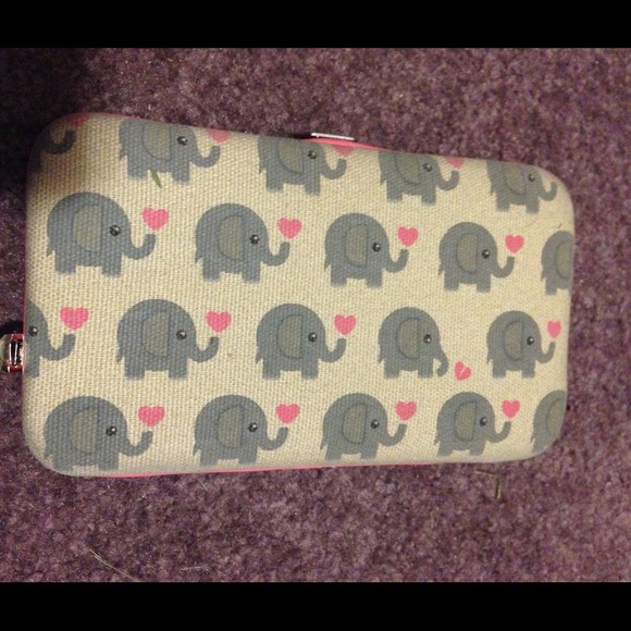 Elephant IPhone 4/4s wallet - Picture 2 of 4