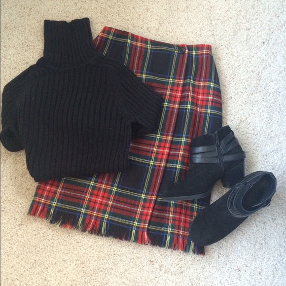 Rafaella Dresses & Skirts - 🎉3XHP🎉 Red Tartan Plaid Wool Wrap Skirt