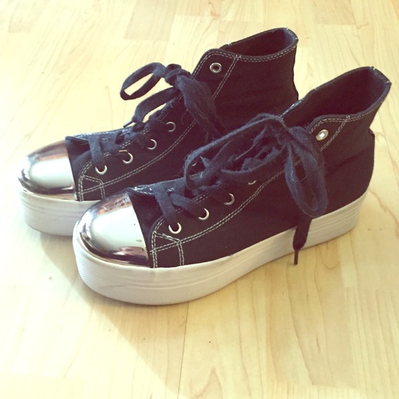 Jeffrey Campbell Black No Star Creeper Sneakers