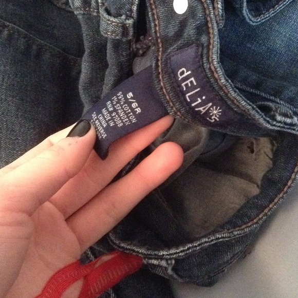 ✅DONATED✅ Delia's Taylor jeans - Picture 3 of 3