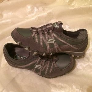 Skechers shoes women's size 7