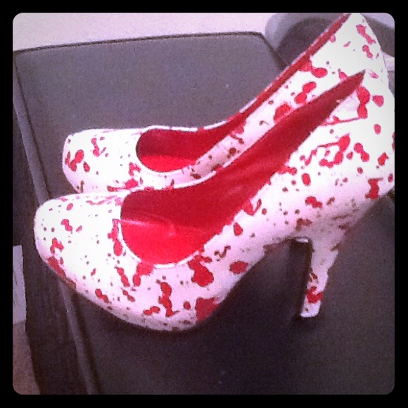 Halloween pumps