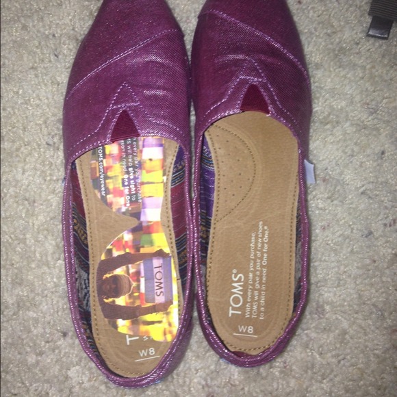 bundle - 2 pairs of authentic toms