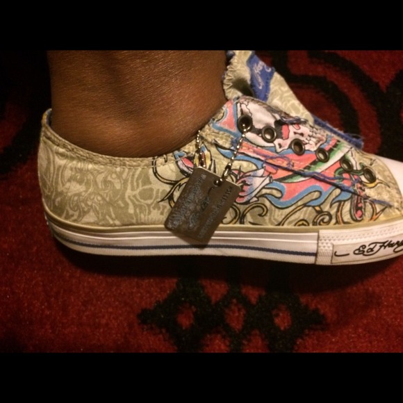 ED HARDY SNEAKERS