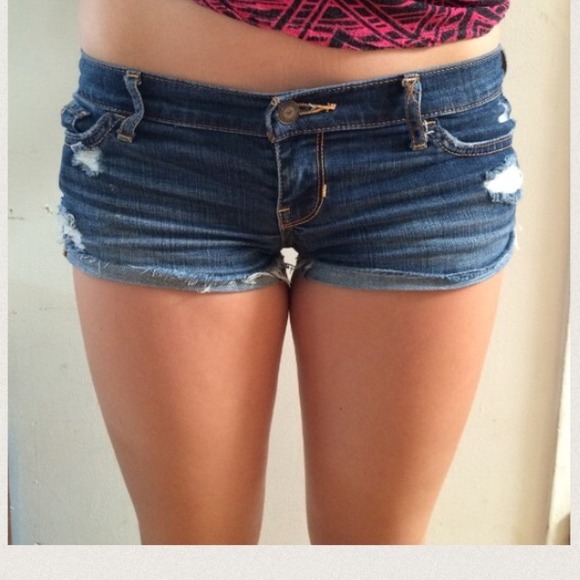 Hollister Shorts (price negotiable) - Picture 3 of 3