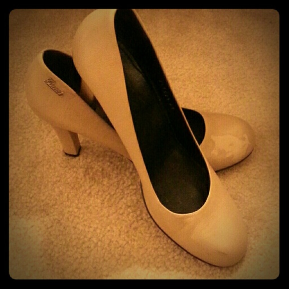 Nude Gucci Pumps Sz 41. AUTHENTIC! Worn. w/o box