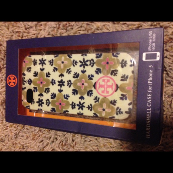 BNIB Tory Burch case