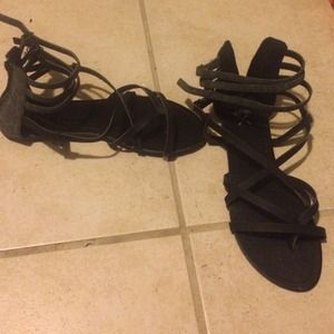 NEVER WORN grey and black strap sandals