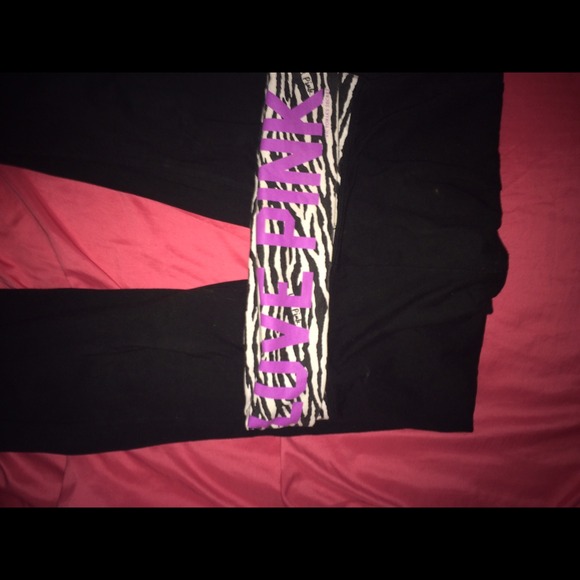 Victoria's Secret boot it yoga pants