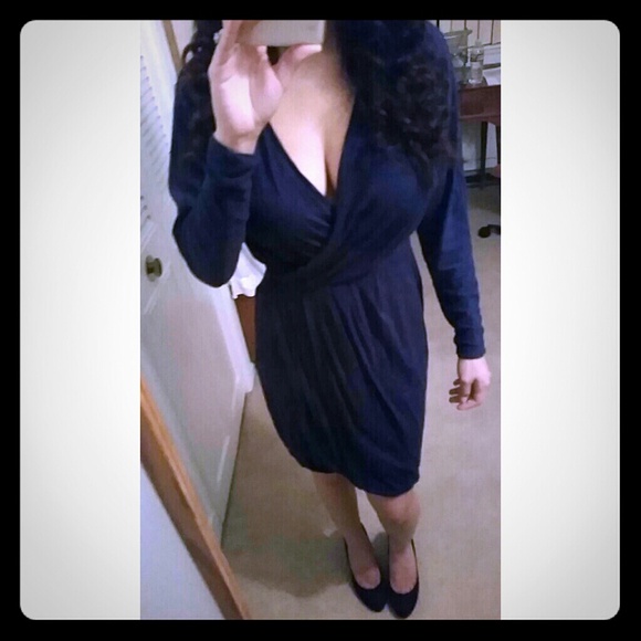 **Traded** Cute Navy Wrap Dress - Picture 1 of 2