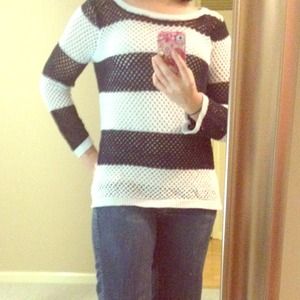 Outback Red striped sweater