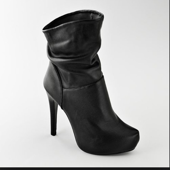 N.Y.L.A. Black Leather Ankle Boots